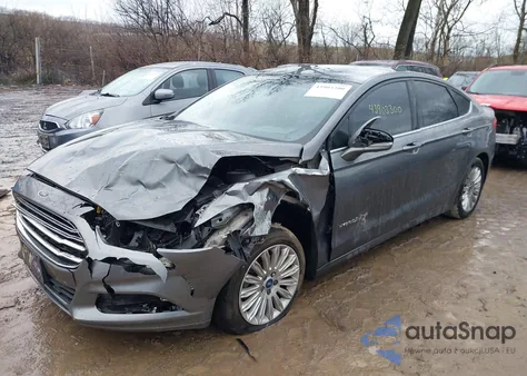 2014 Ford Fusion Hybrid Se from USA, damaged, VIN 3FA6P0LU5ER229596